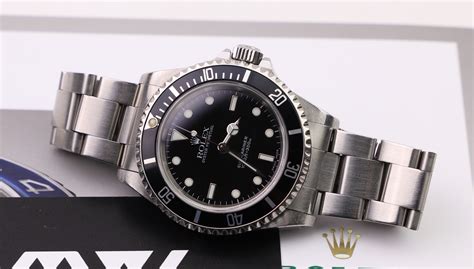 rolex watch with ticking second hand